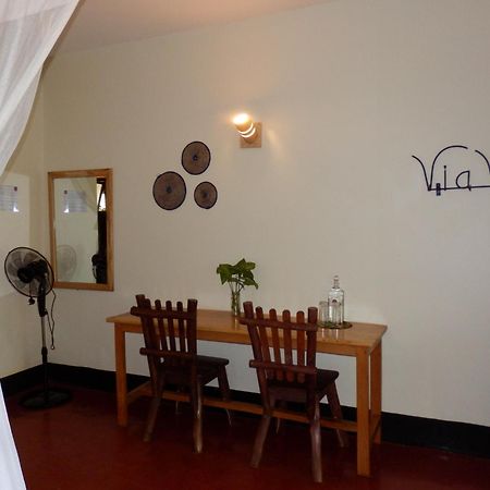 Hotel Viavia Entebbe Zewnętrze zdjęcie