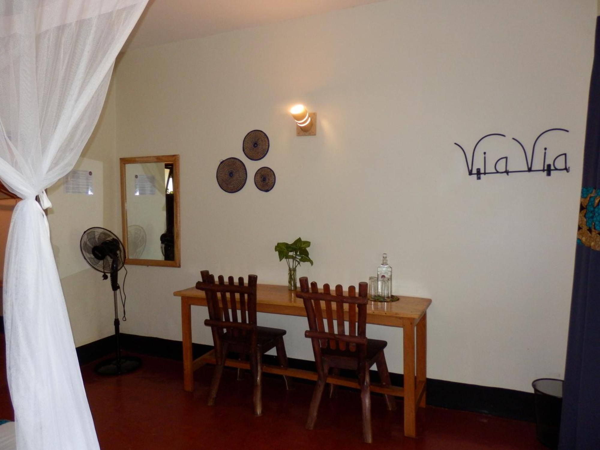 Hotel Viavia Entebbe Zewnętrze zdjęcie