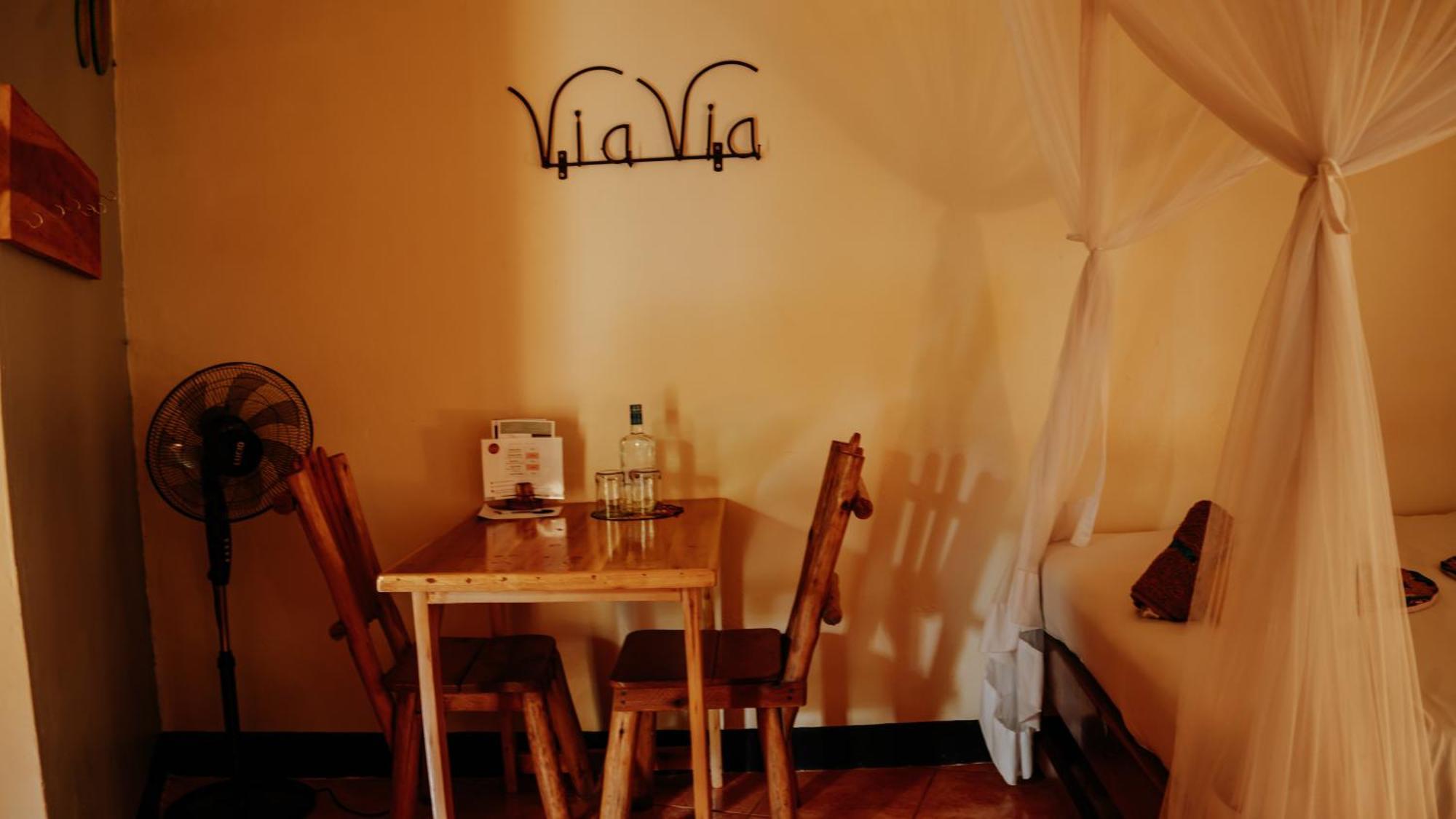 Hotel Viavia Entebbe Zewnętrze zdjęcie